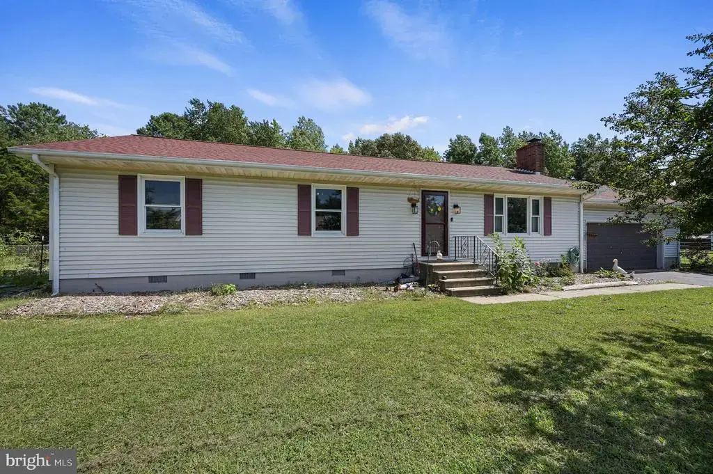 22 W Yorktown Rd, MILFORD