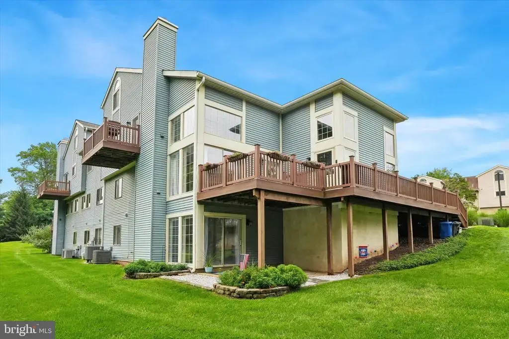 455 Brown Briar Cir, HORSHAM