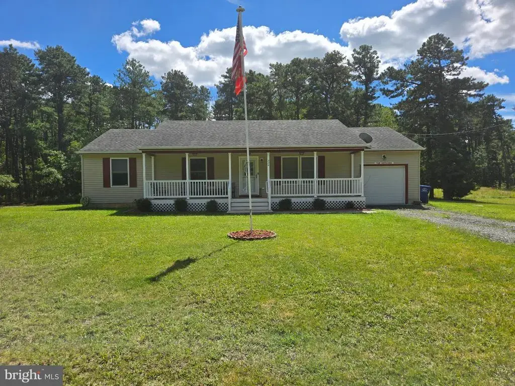 320 Ridge Rd, BROWNS MILLS