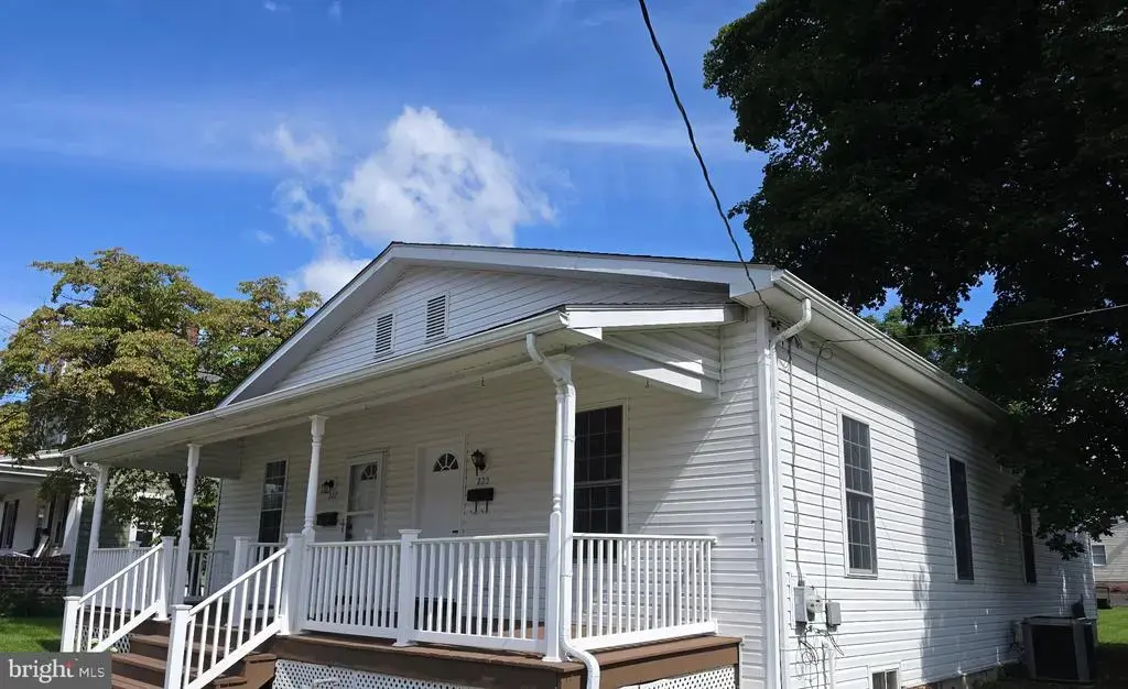 225 N Main St. #, TELFORD