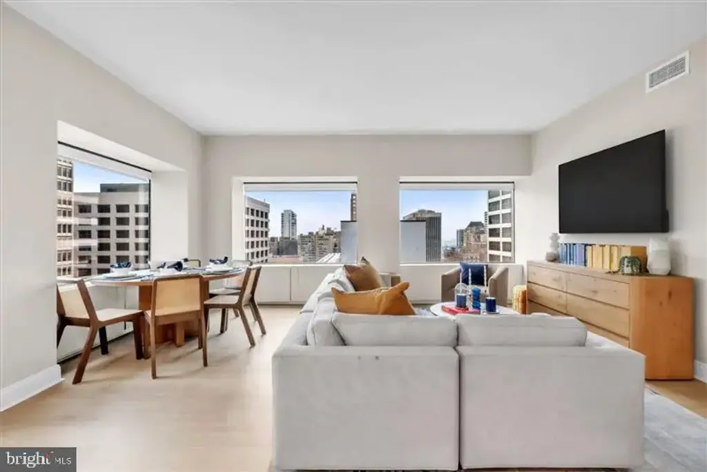 1801 Market St #1821, PHILADELPHIA