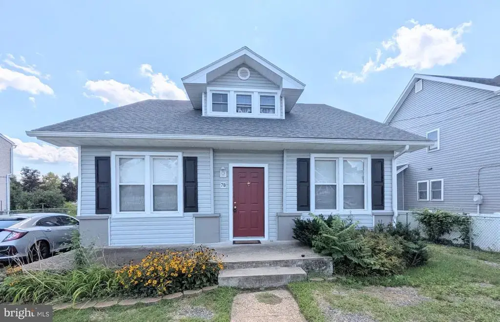7 Dresser Ave #b, BURLINGTON
