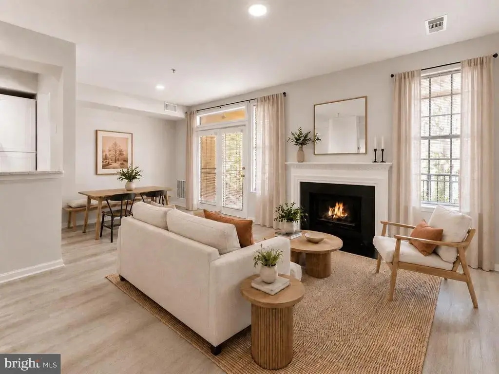 1318 Garden Wall Cir, RESTON