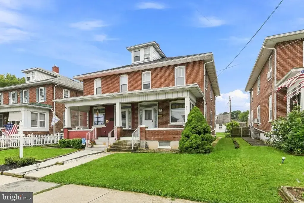 114 E Smith St, TOPTON