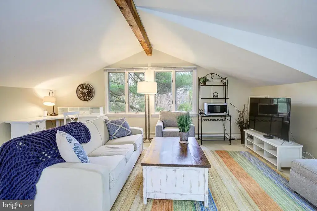 34 Heather Ln, PRINCETON