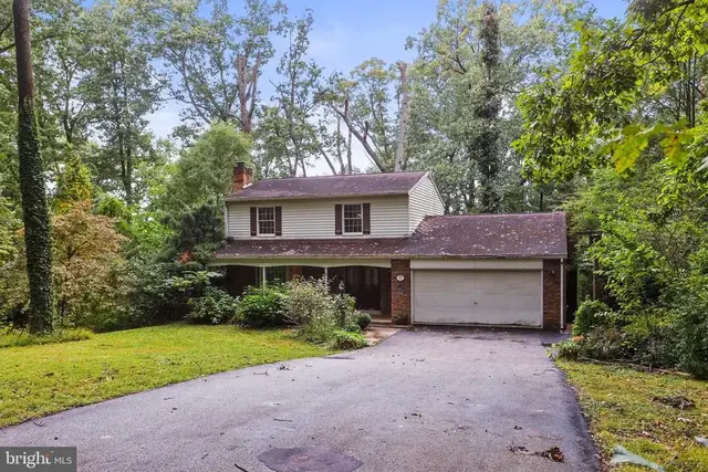 6267 E Hill Top Dr E, Spring Grove