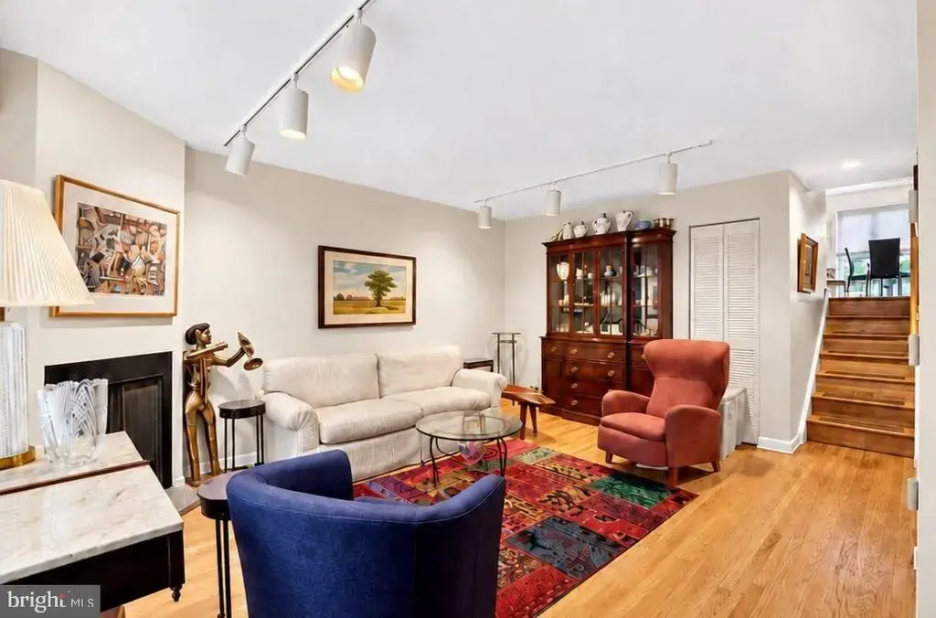 1 Christian St #42l, PHILADELPHIA