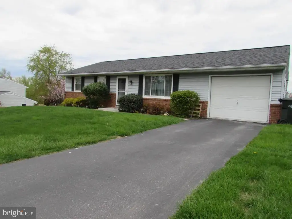 3157 Greenridge Dr, LANCASTER