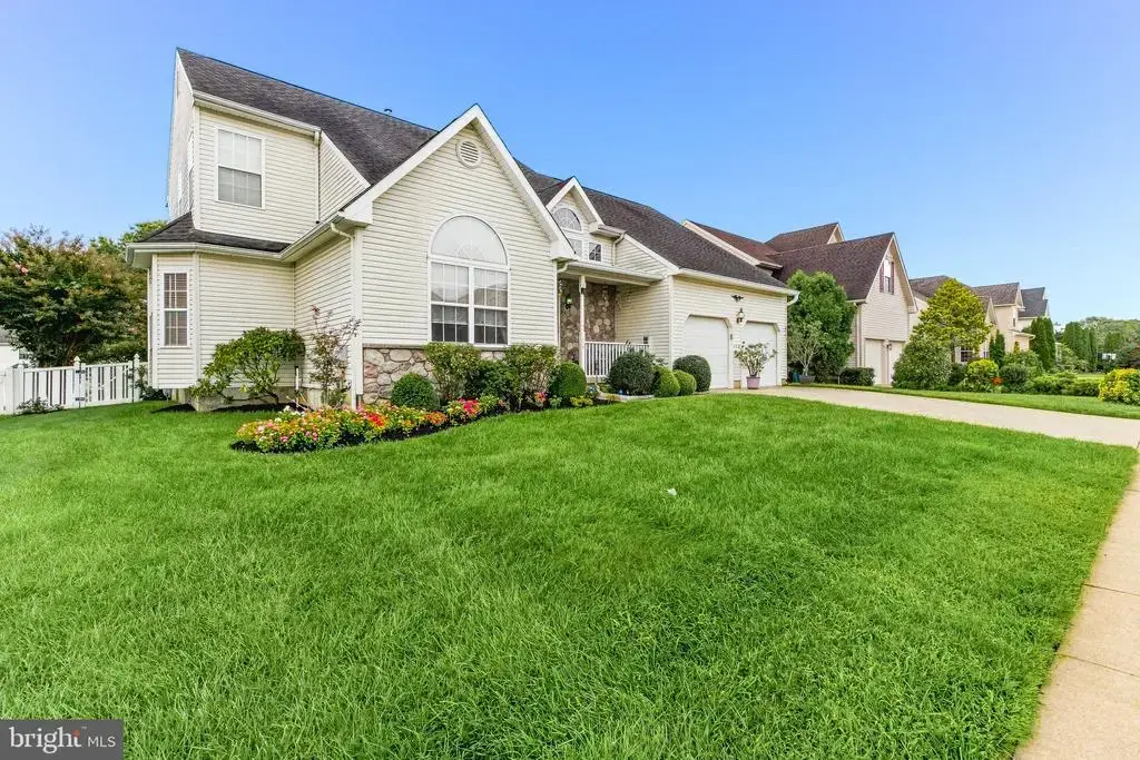 15 Valley Forge Dr, WOOLWICH TOWNSHIP