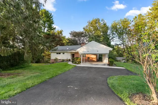 9453 Penfield Ct, Columbia