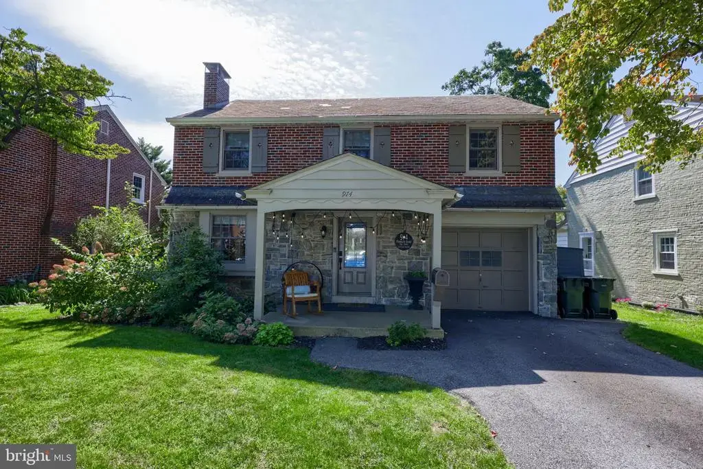 974 Pleasure Rd, LANCASTER