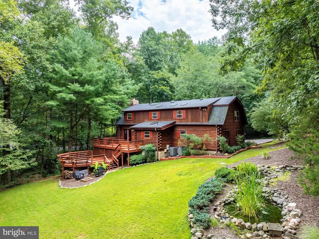 10898 Woodleaf Ln, GREAT FALLS