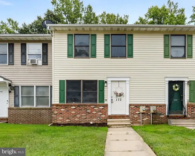 173 E Village Rd, Elkton