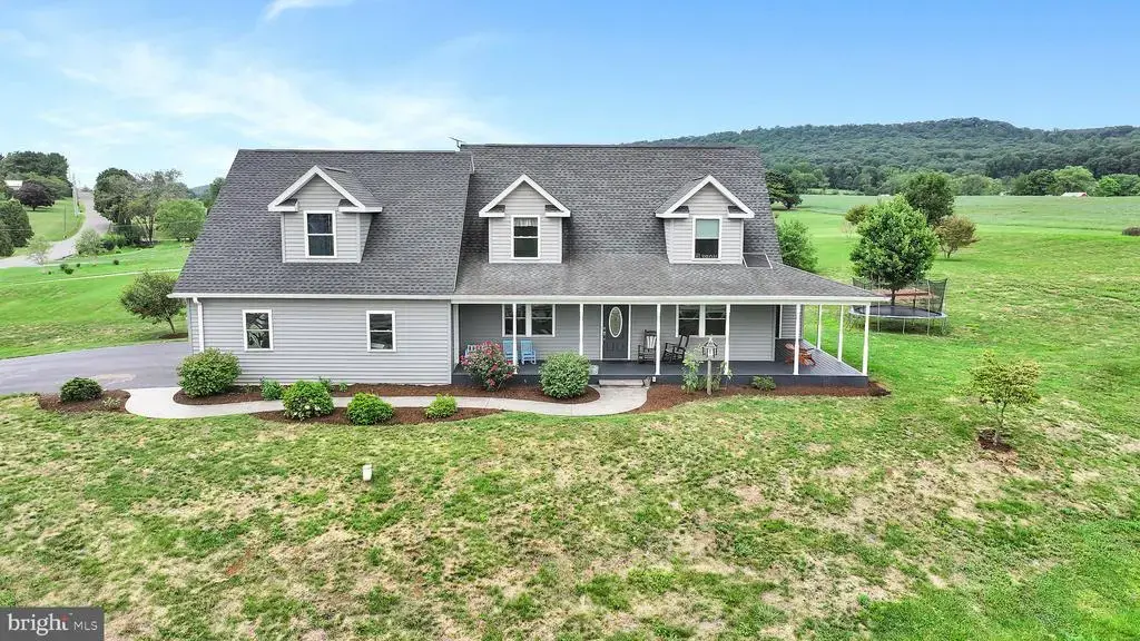 1393 Mountain Dr, FREDERICKSBURG