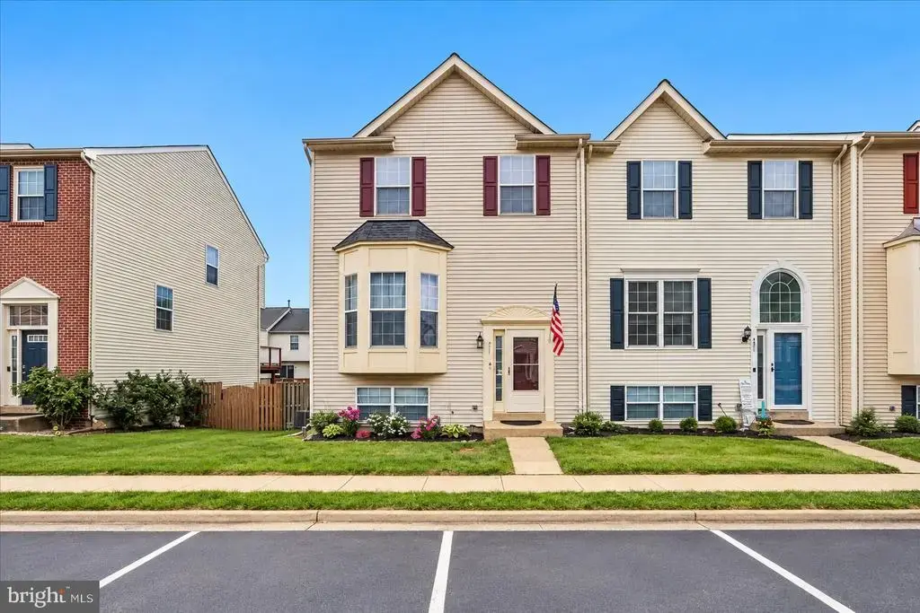 533 Tuliptree Sq Ne, LEESBURG