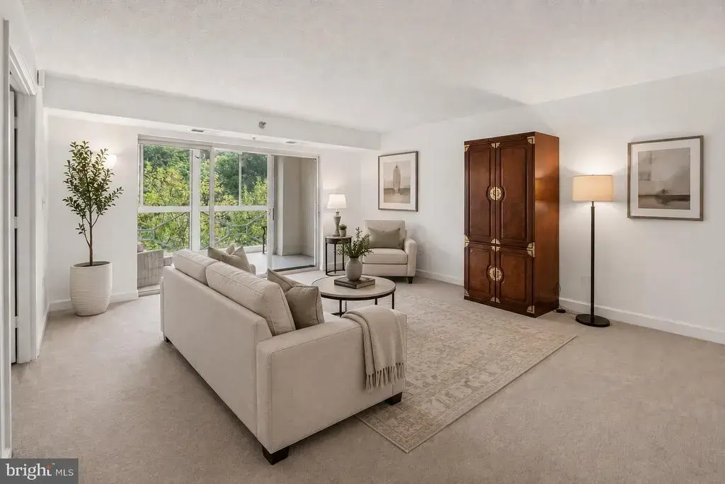 14801 Pennfield Cir #311, SILVER SPRING