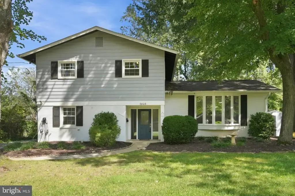 3803 Tall Oak Ct, ANNANDALE