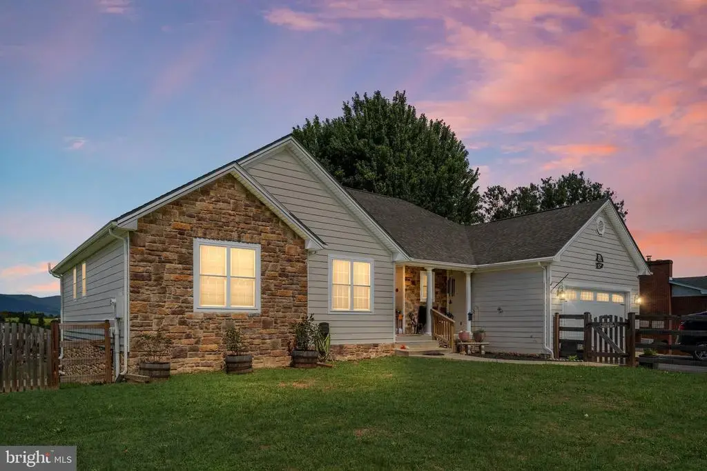 26 Woodland Park Dr, LURAY