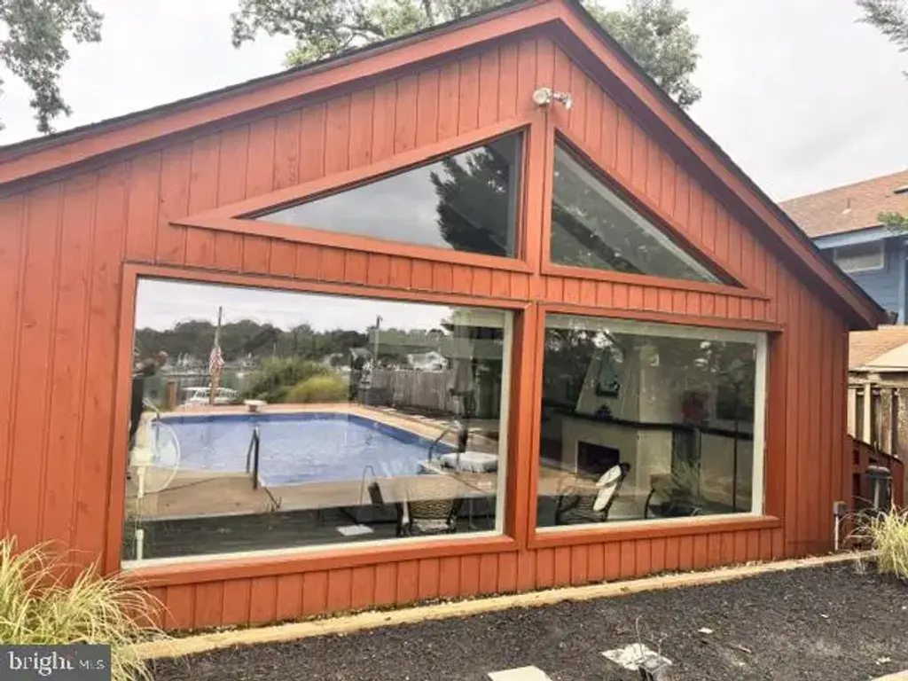 360 North Dr, SEVERNA PARK