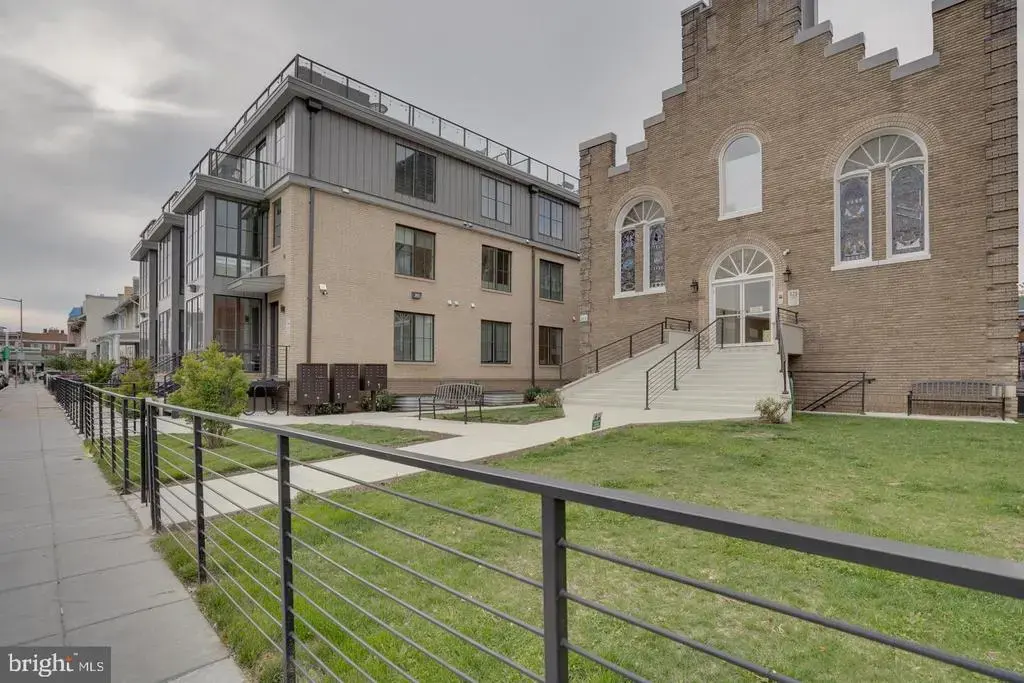 625 Park Rd Nw #109, WASHINGTON