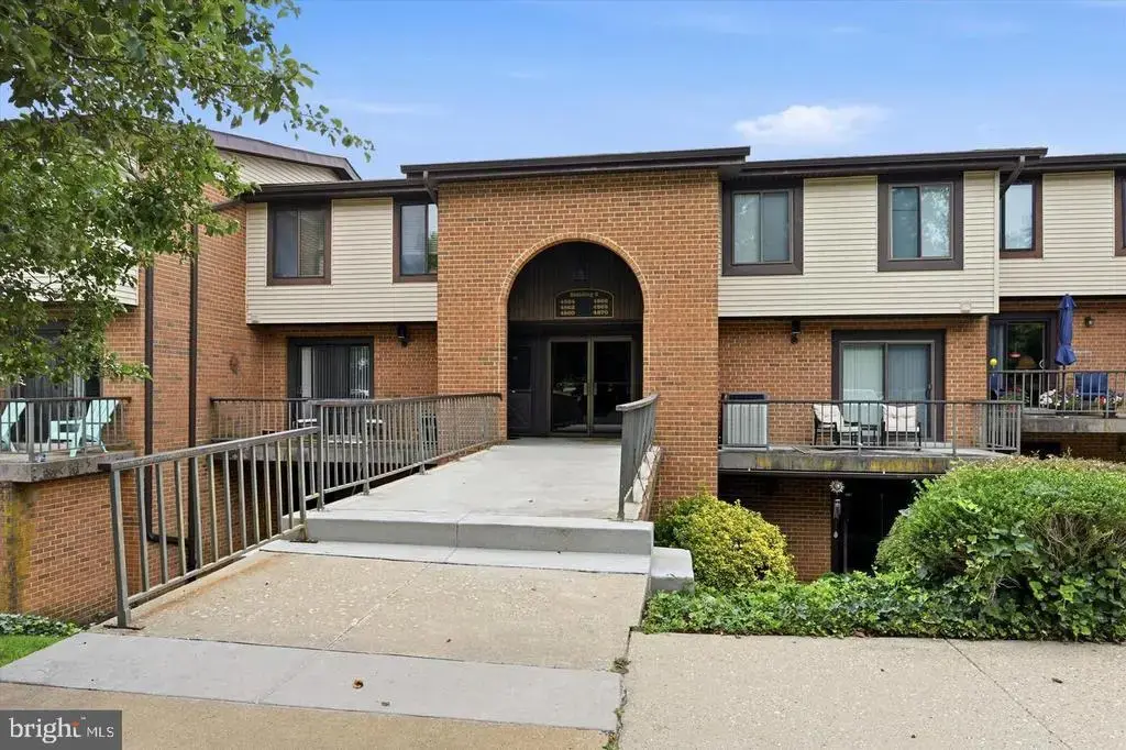 4860 W Brigantine Ct, WILMINGTON