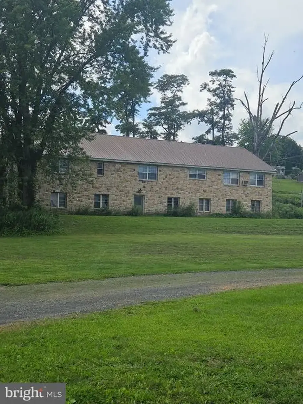 1900 State Rd, DUNCANNON