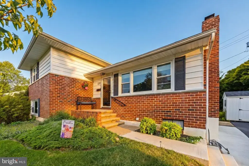 820 Scarlett Dr, TOWSON