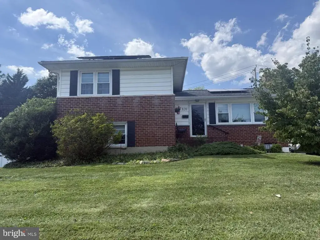 820 Scarlett Dr, TOWSON