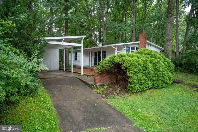 362 Laurel Ln, State College