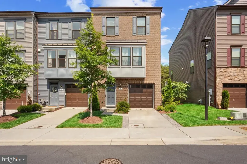4922 Vista Glen Ln, LANHAM