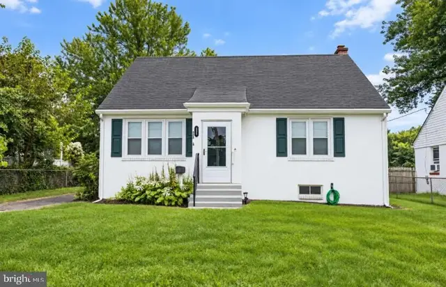 825 Elkton Rd, Newark