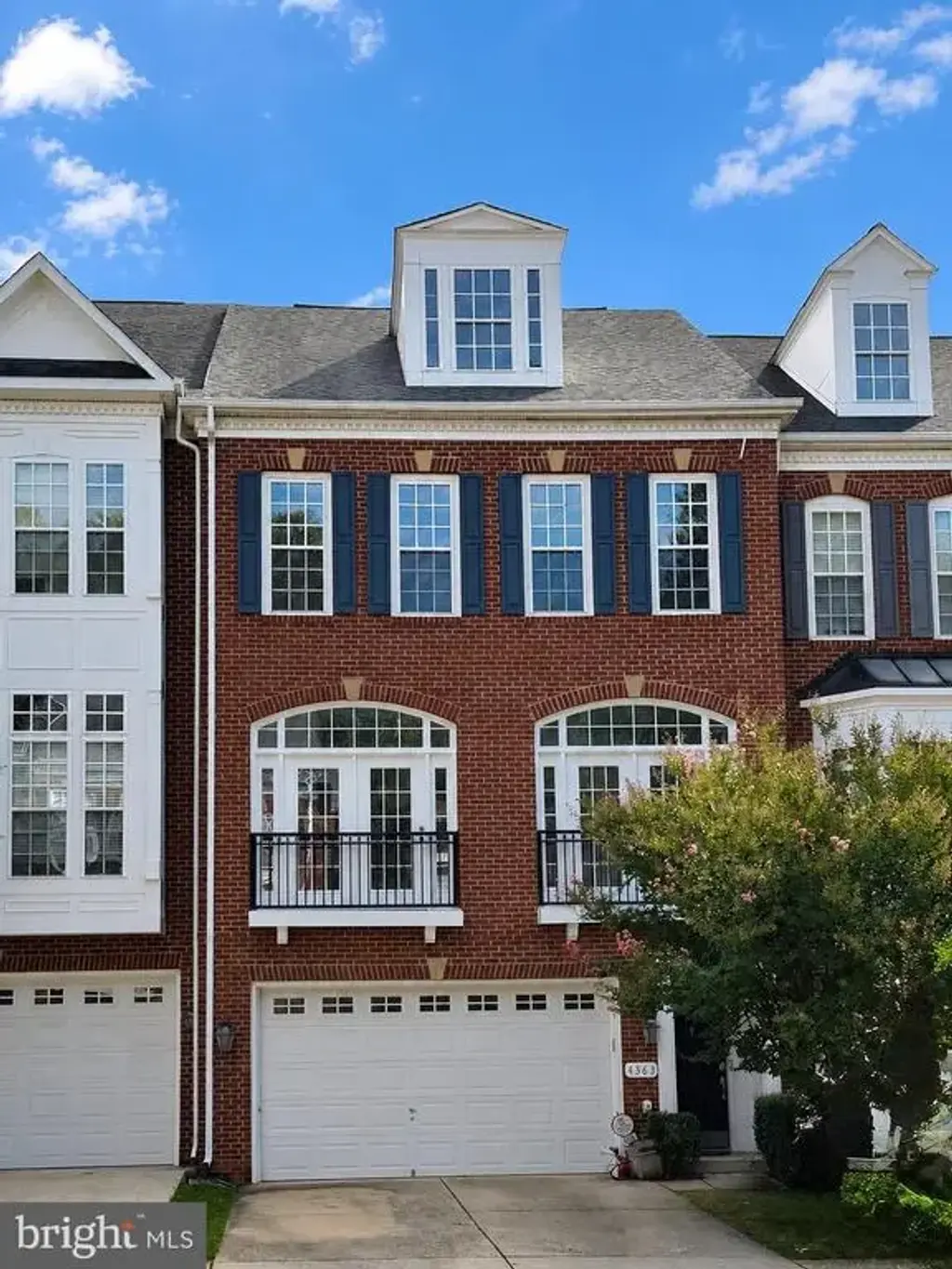 4363 Patriot Park Ct, FAIRFAX