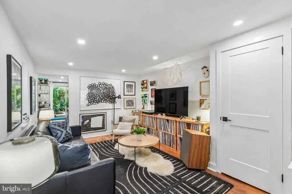 1106 Marlborough St, PHILADELPHIA