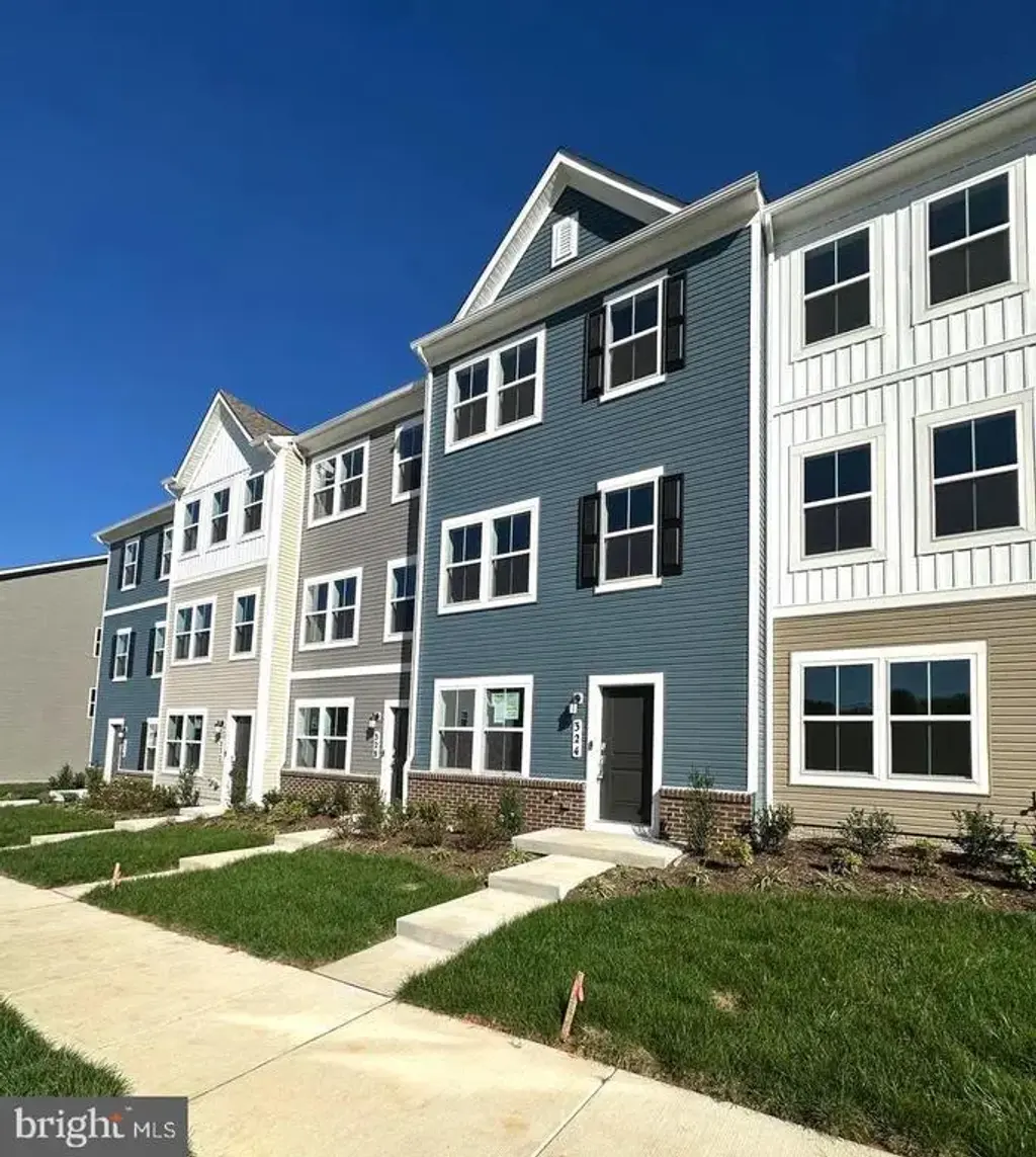 324 Watercourse Dr., RANSON