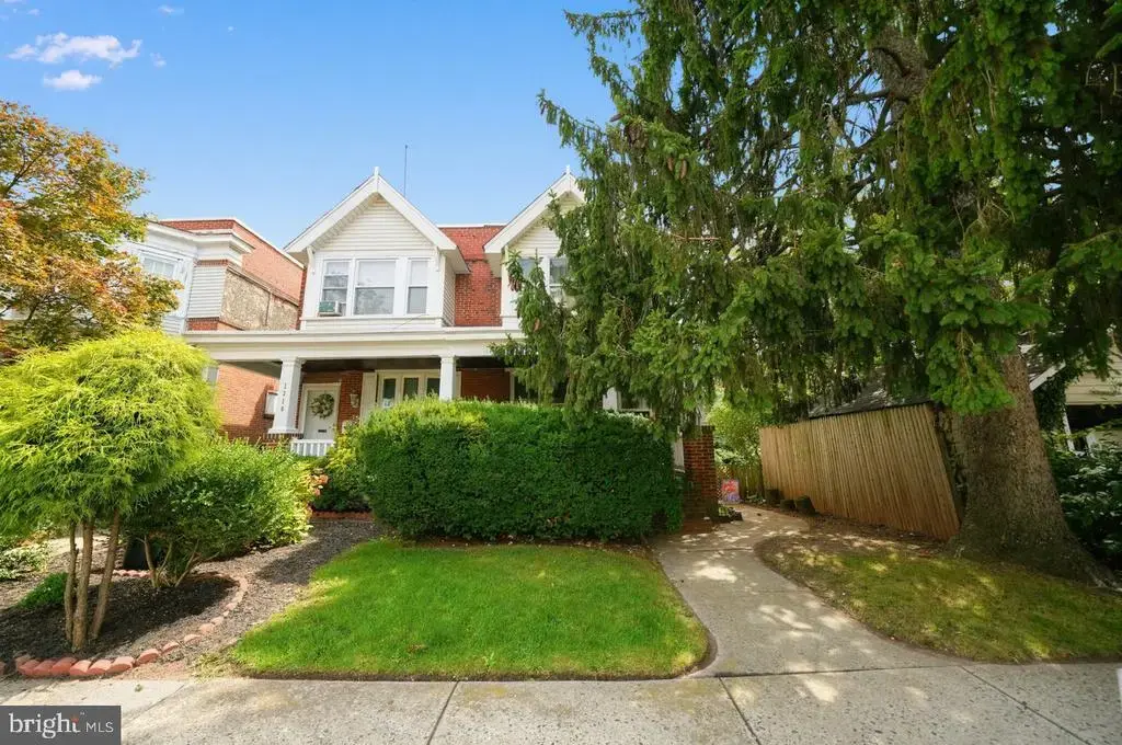 1314 Pine St, NORRISTOWN