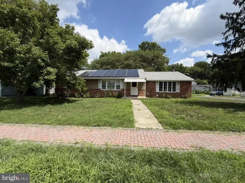 100 Kennedy Blvd, SOMERDALE