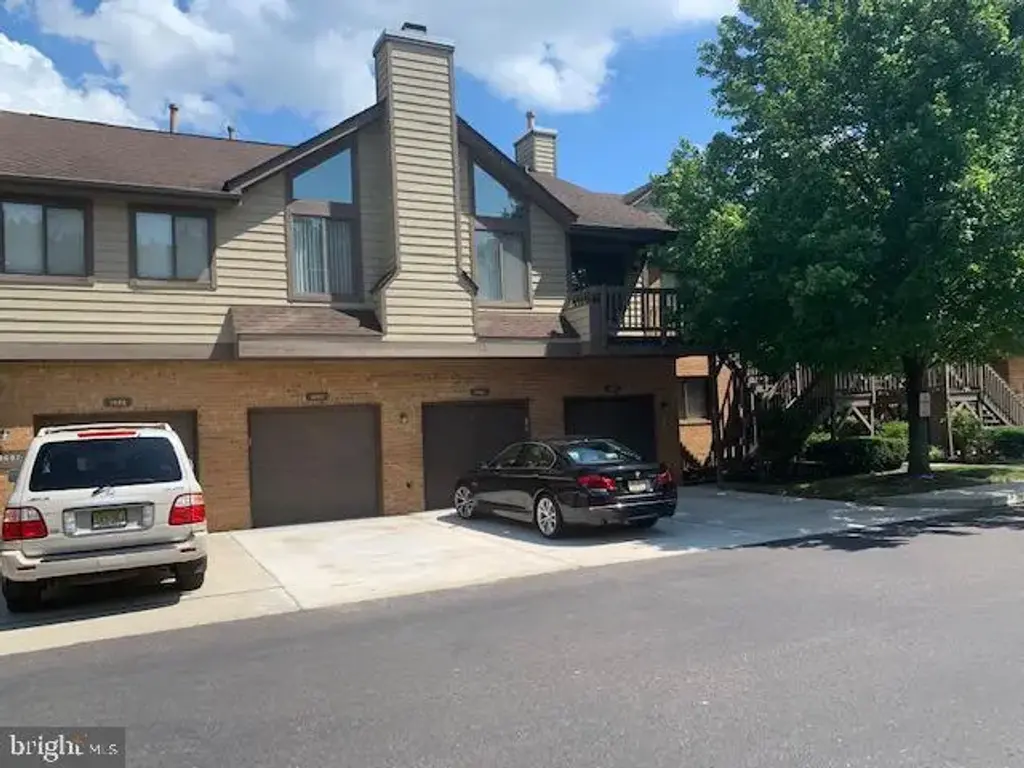 1605 Augusta Cir, MOUNT LAUREL