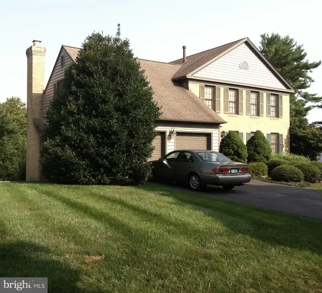 20317 Highland Hall Dr, MONTGOMERY VILLAGE