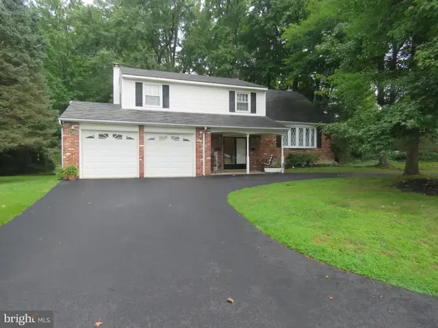 1213 Kings Ave, Bensalem
