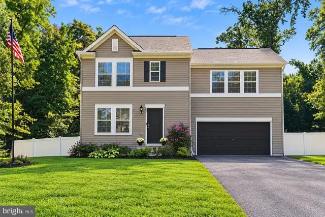 82 Woodside Dr, Chesapeake City