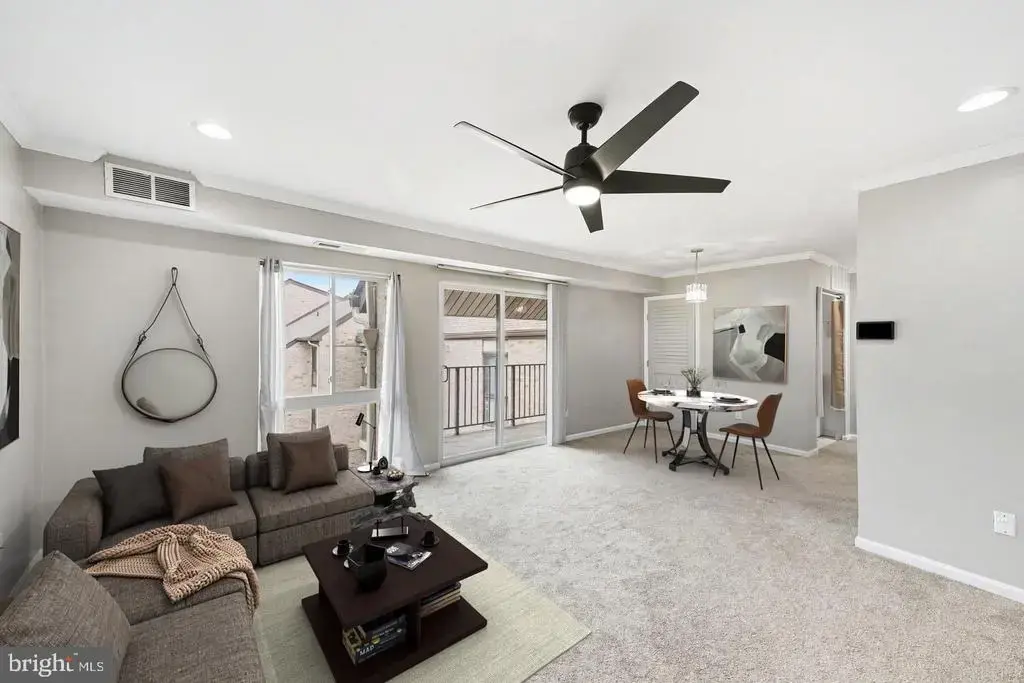 6141 Edsall Rd #l, ALEXANDRIA