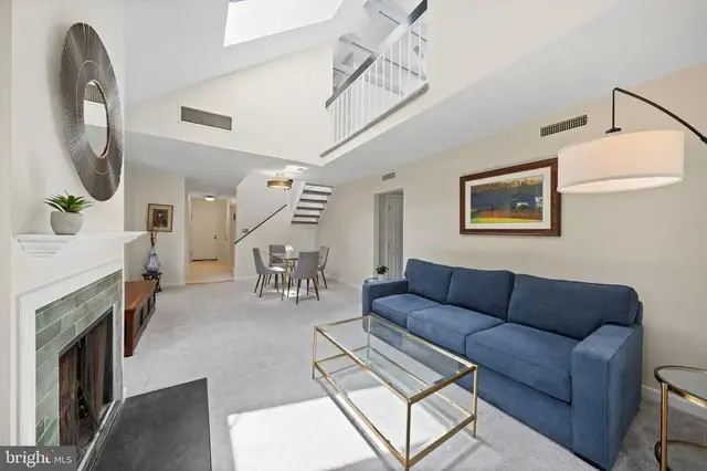 2232 Washington Ave #202, Silver Spring