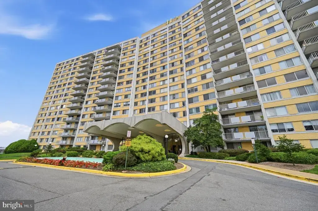 301 N Beauregard St N #502, ALEXANDRIA