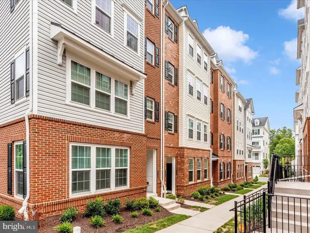 9374 Seney Ln #567, OWINGS MILLS