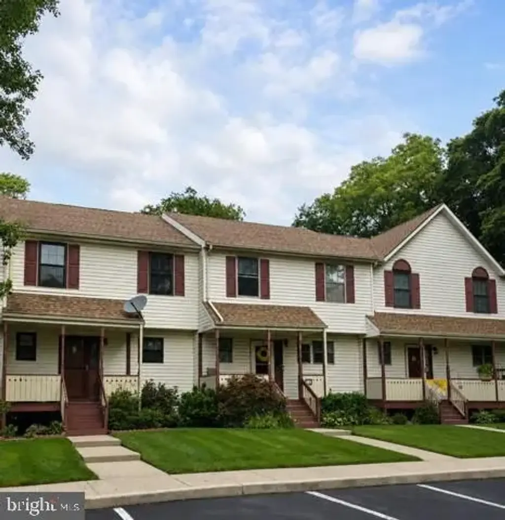 12 Gloria Ct, EASTAMPTON
