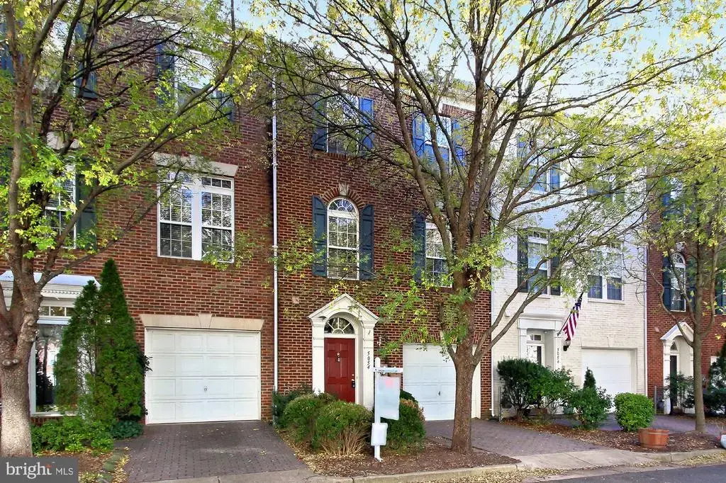 5054 Grimm Dr, ALEXANDRIA