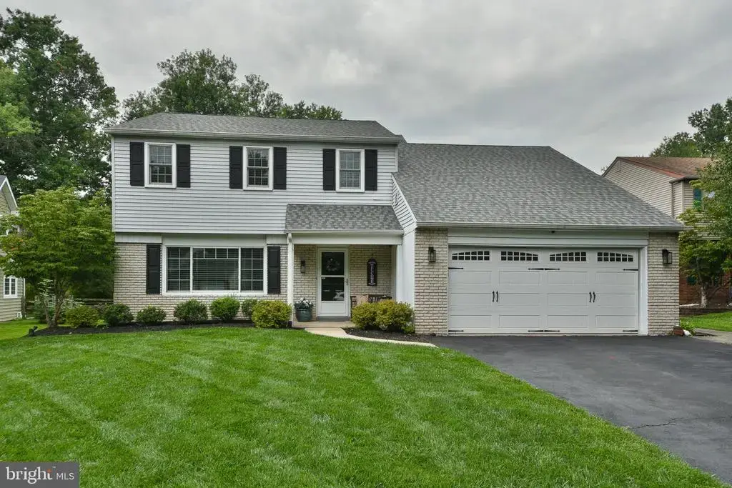 91 Forrest Dr, HOLLAND