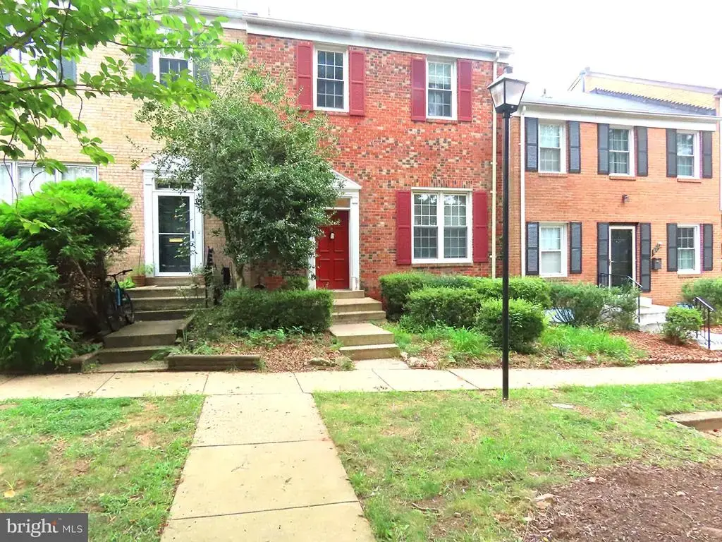 624 Northcliffe Dr, ROCKVILLE