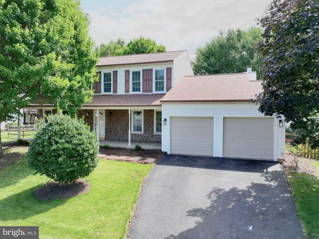 5221 Belle Plains Dr, CENTREVILLE