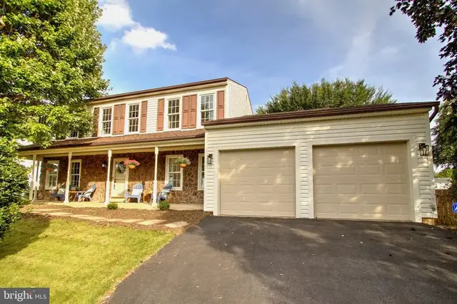 5221 Belle Plains Dr, Centreville